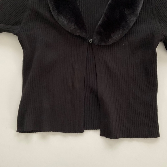 H&M Girls Ribbed Cardigan w/Faux Fur Collar Sz 20 Black Y2K Parisian Style Chic - Picture 9 of 9